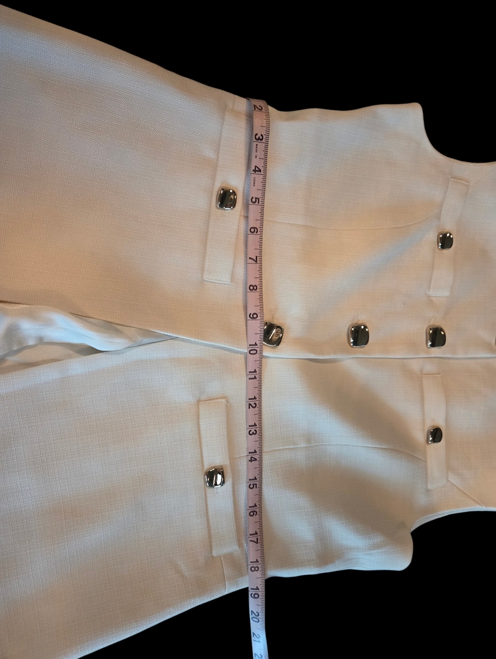 NWT Endless Rose Cream Vest with Gold Accents And Matching Shorts Set. Large. - Picture 12 of 13